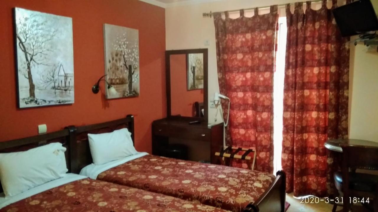 Palatino Hotel Loutra Edipsou  Ngoại thất bức ảnh